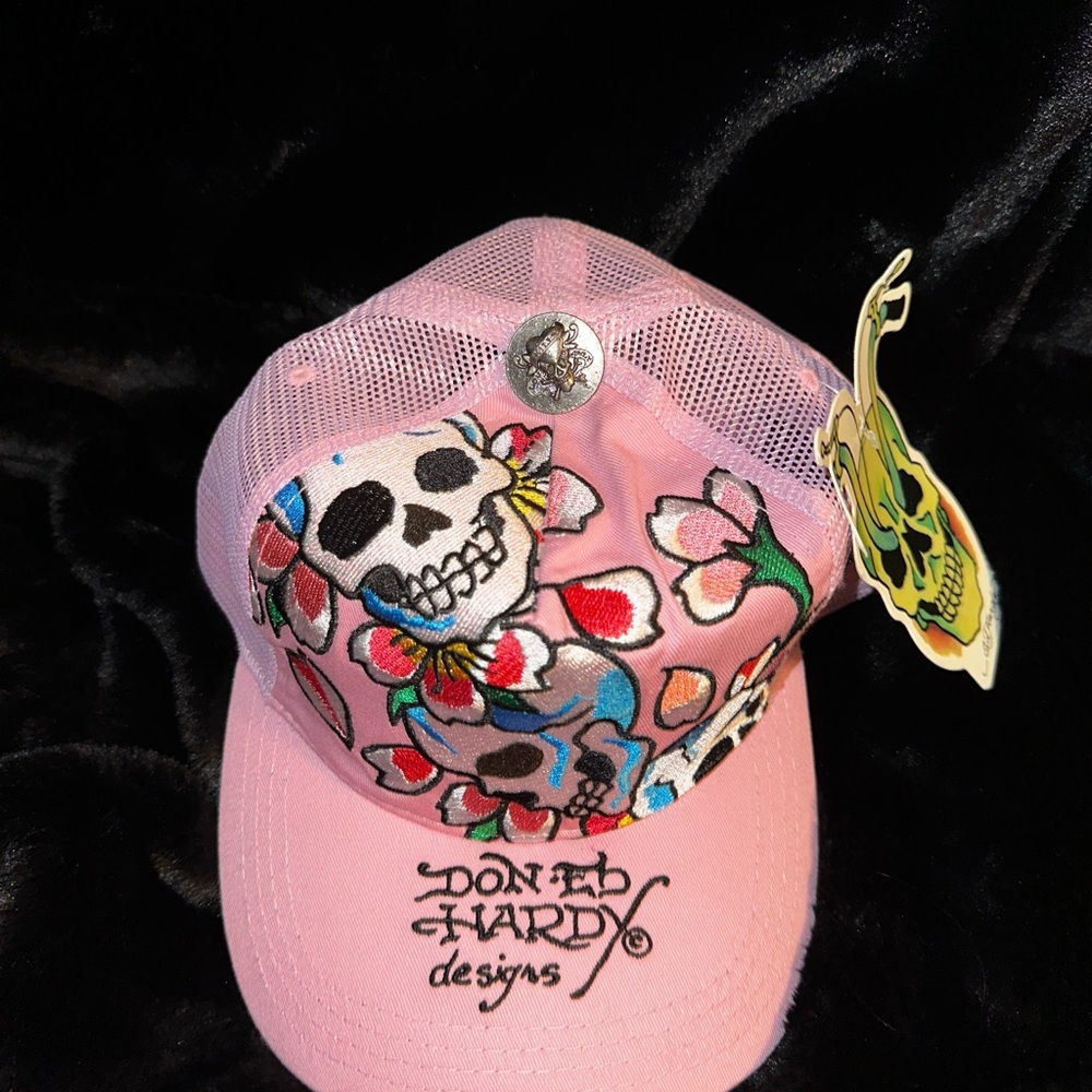 Ed Hardy Pink Artistic Pattern Hat - Picture 2 of 4